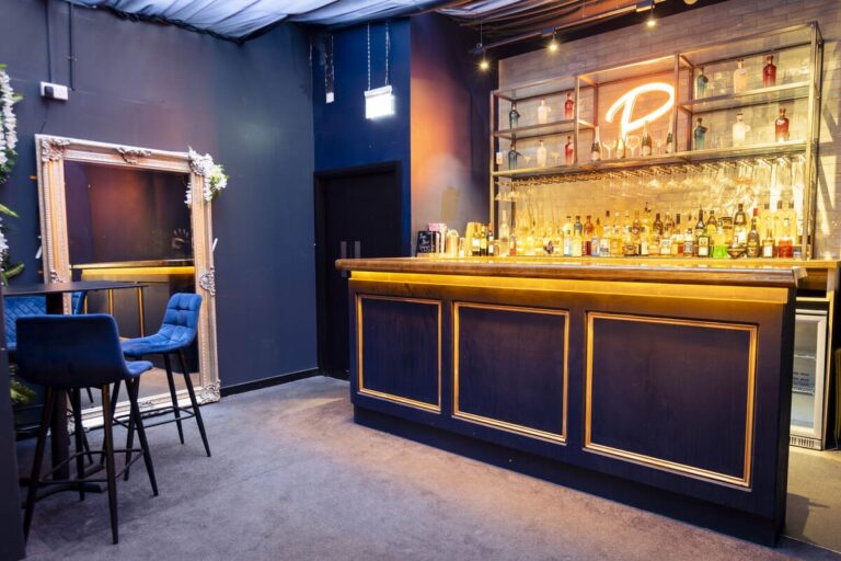 Elegant bar setup for private parties and corporate events in Reading